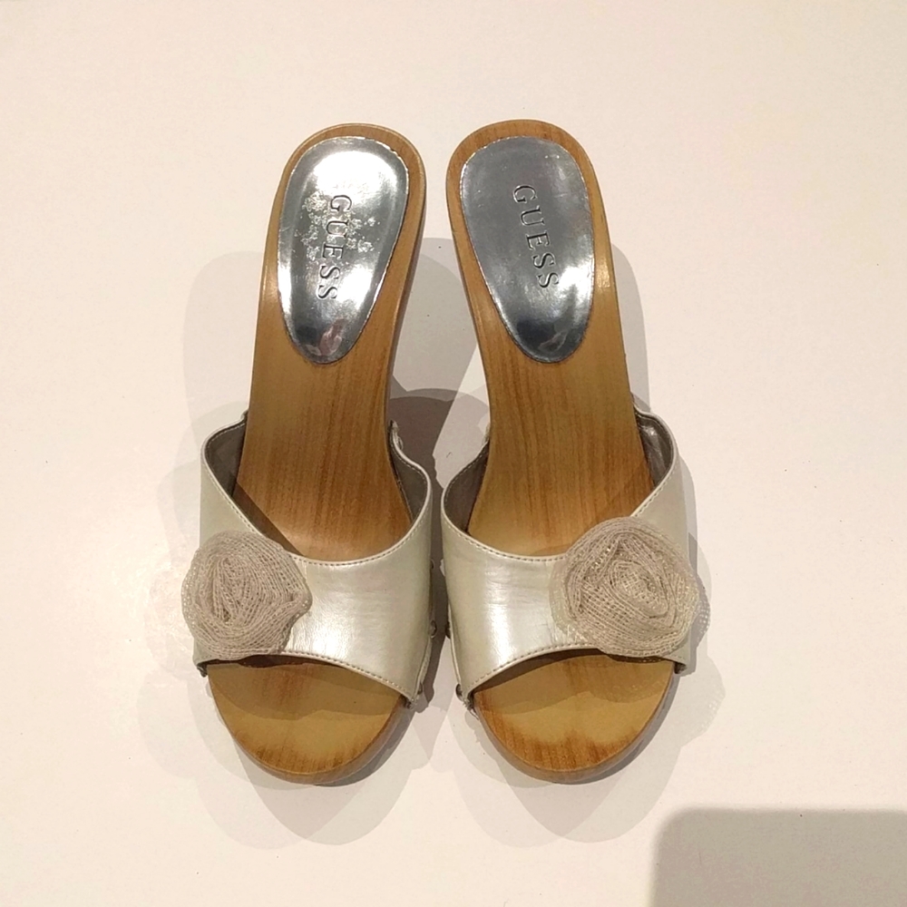 Nice shoes by Guess🌸🌼🍀